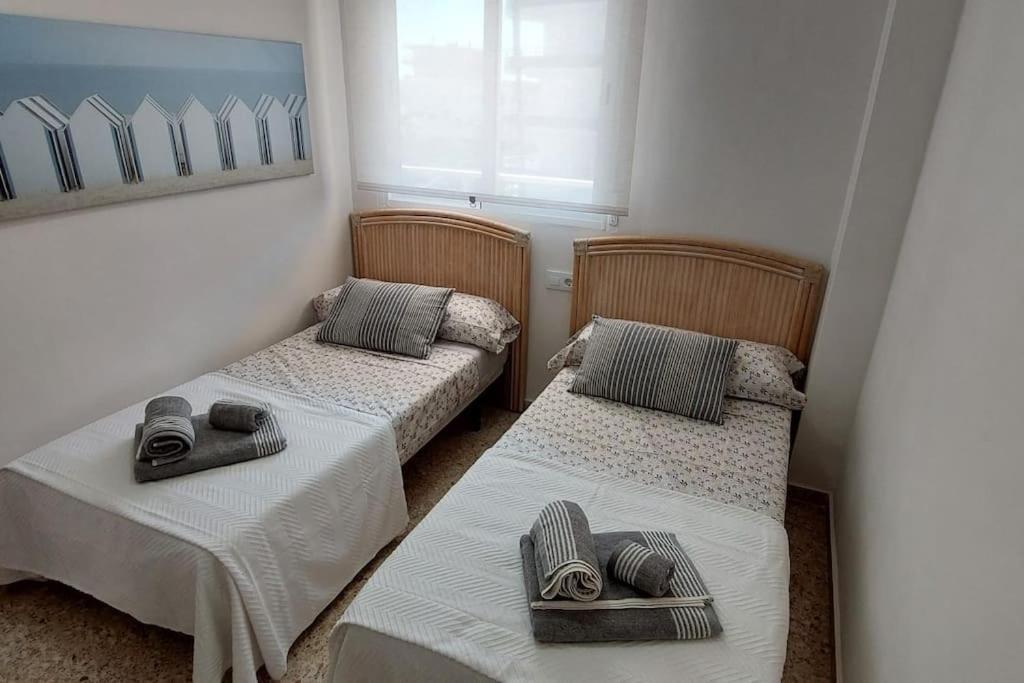 Apartamento Playa Piles -Familias- Exterior foto